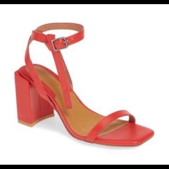 Jaggar Squared Red Leather Block Heel Sandal - Picture 7 of 15
